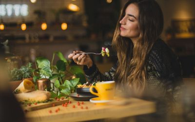 Healthy Eating Options in Los Angeles International Airport: A Guide for Health-Conscious Travelers